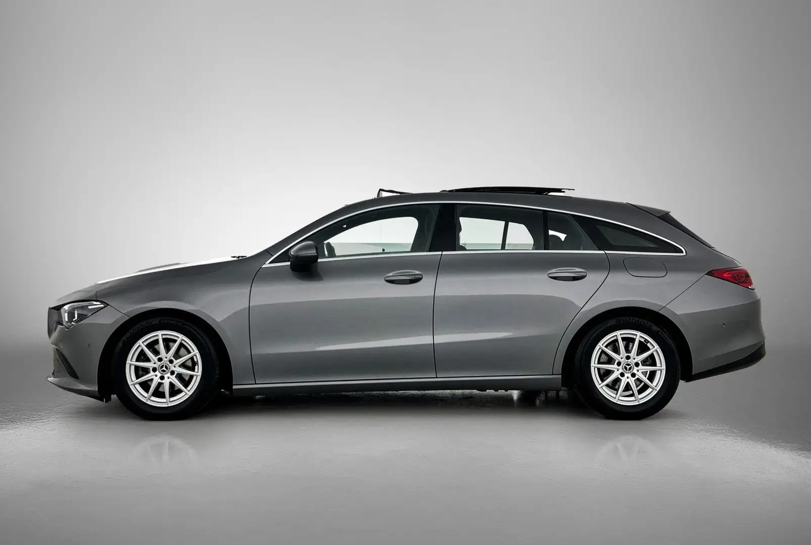 Mercedes-Benz CLA 180 Shooting Brake Business Solution (PANORAMADAK, STO Gris - 2