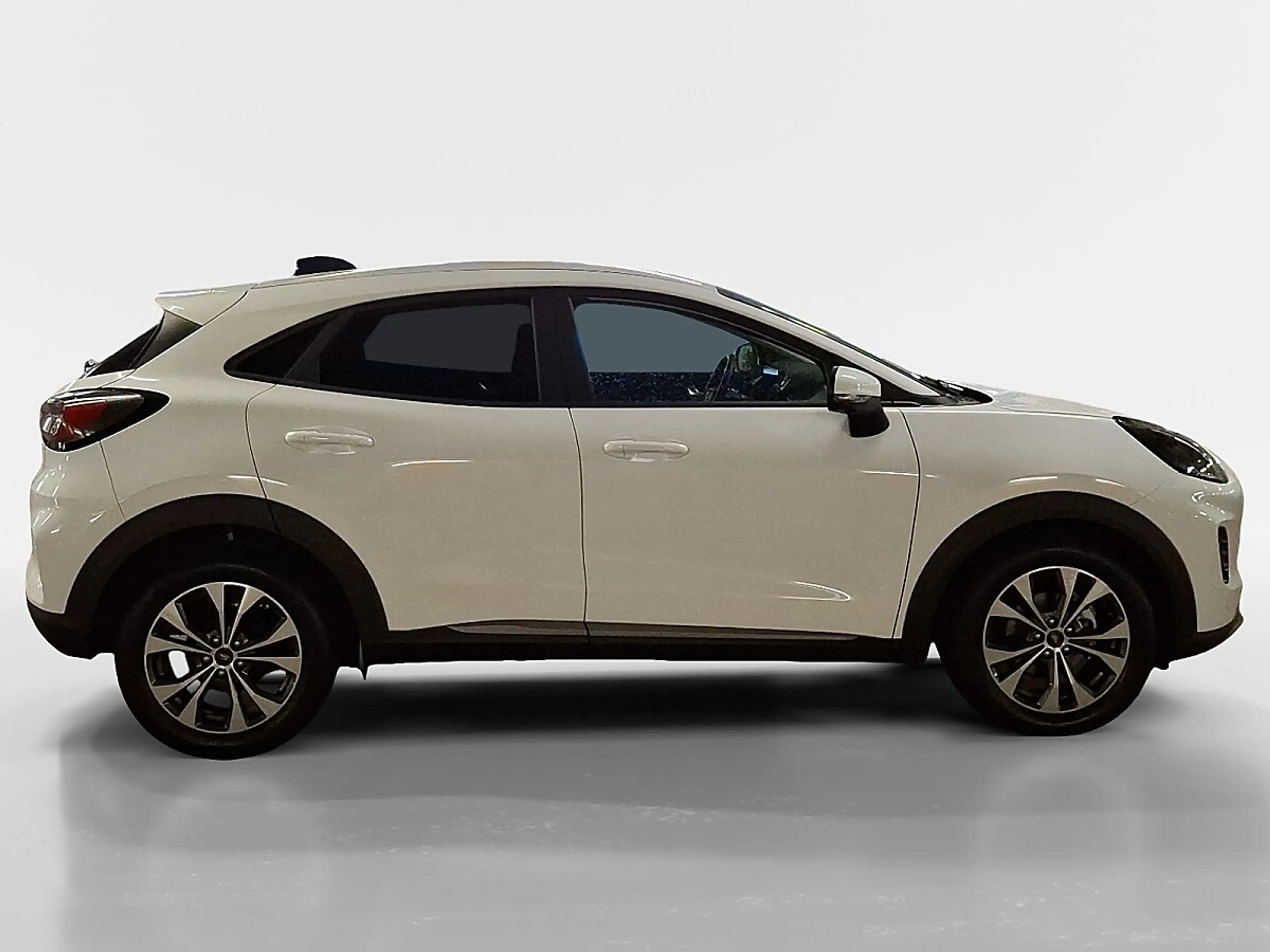 Ford Puma 1,0 EcoBoost Hybrid Titanium — photo 6