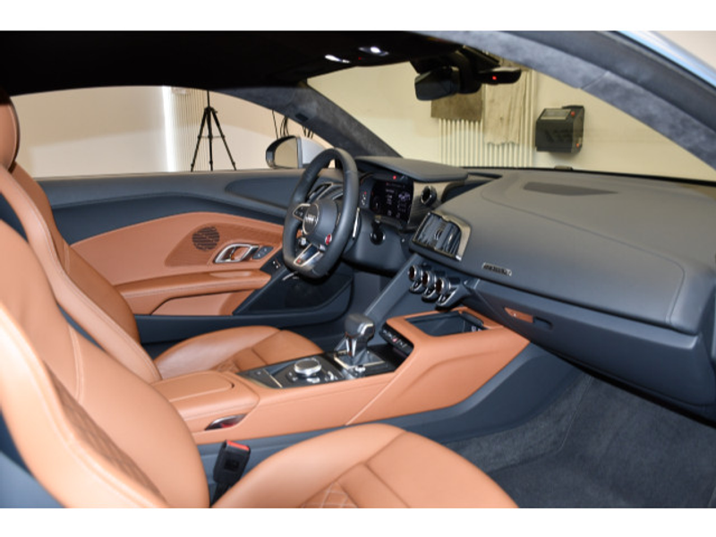 Audi R8 Coupe 5.2 FSI quattro performance — photo 4