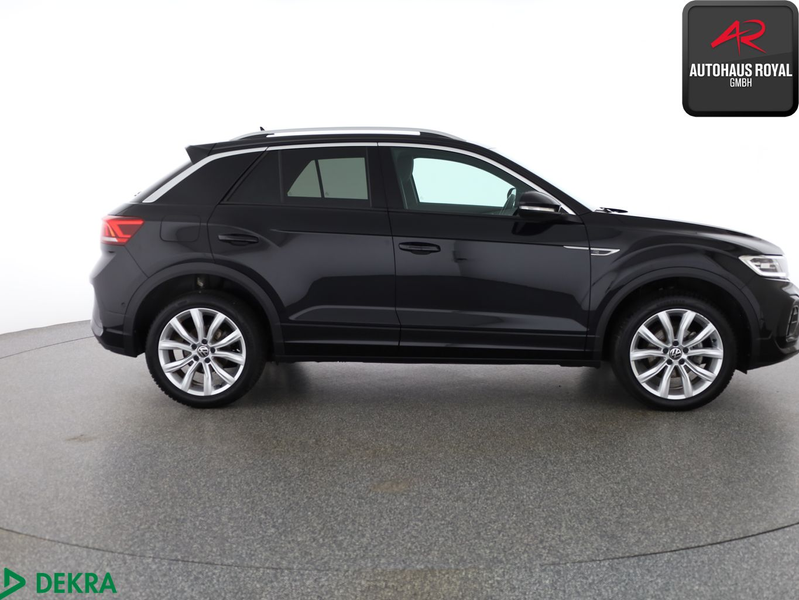 Volkswagen T-Roc 1.5 TSI R LINE KEYLESS,ACC,KAMERA,IQ-DIRVE — photo 6