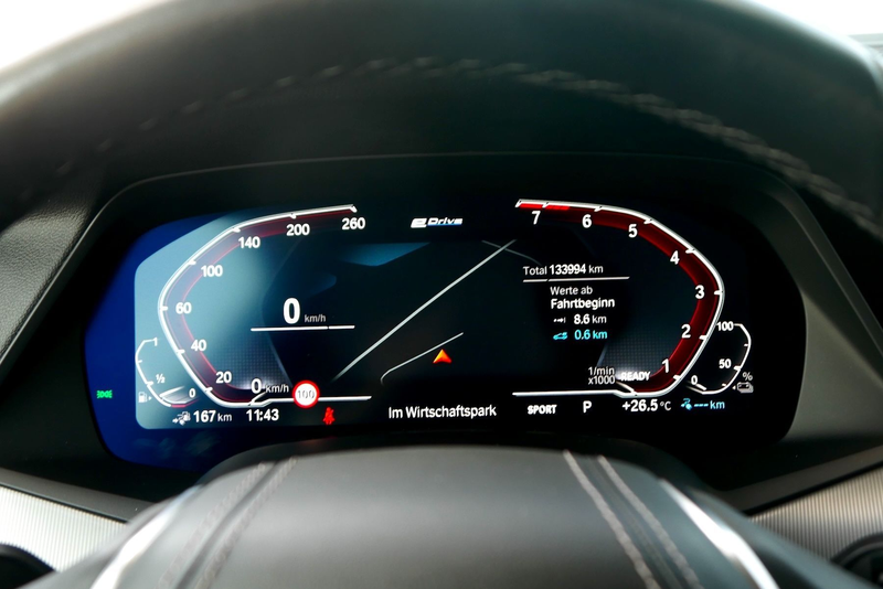 BMW X5 xDrive45e PHEV Aut. *Head-up-Luftfederung-Driving — photo 13