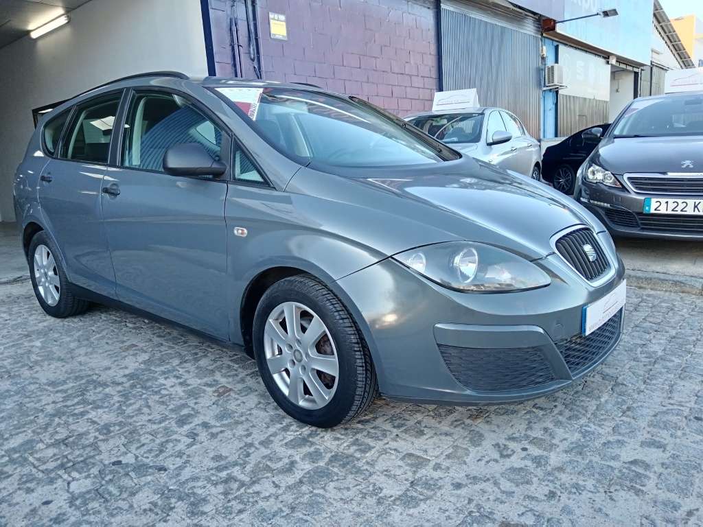 SEAT Altea XL 1.9TDI Style - foto 1