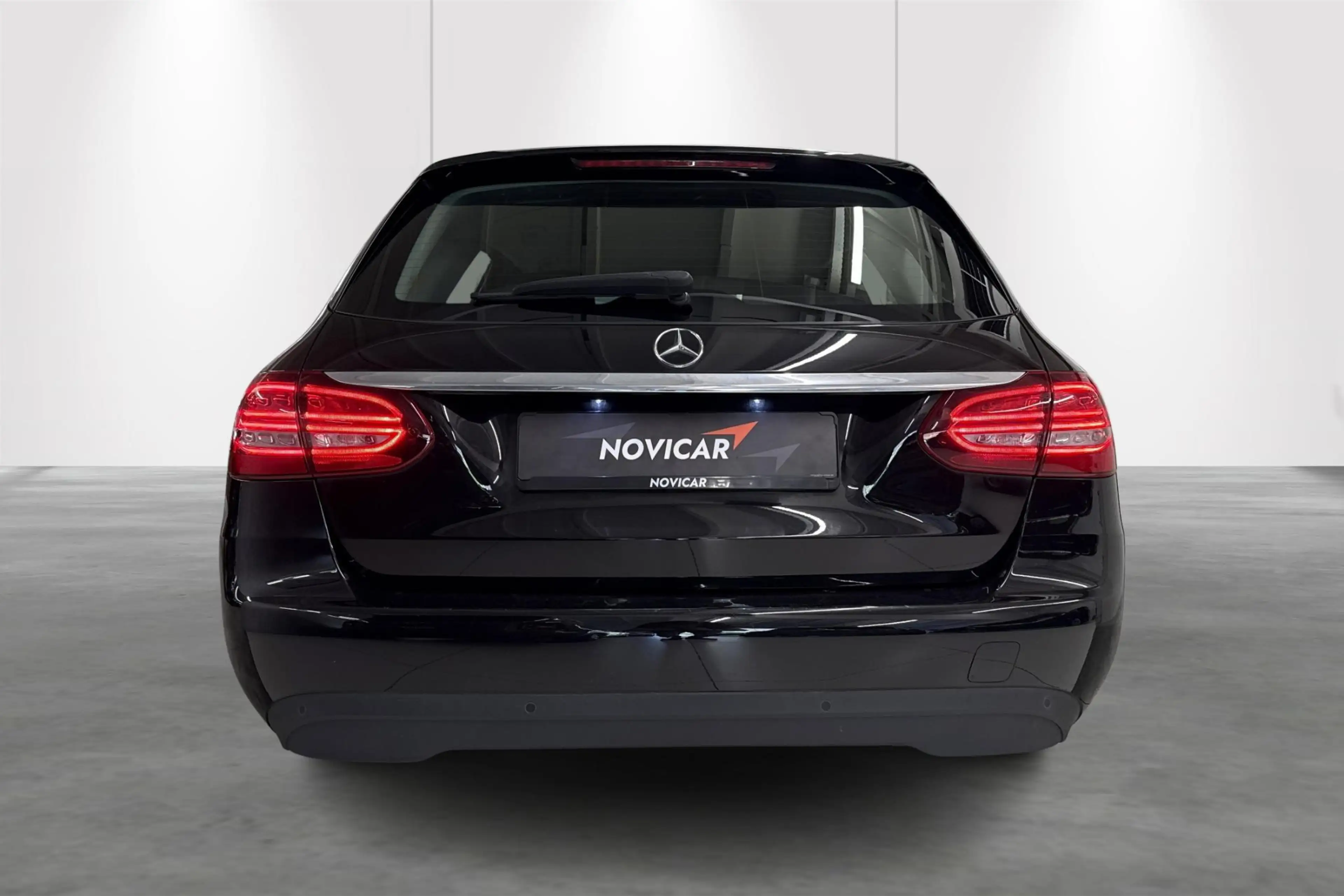 Mercedes-Benz C 180 C d Auto — photo 9