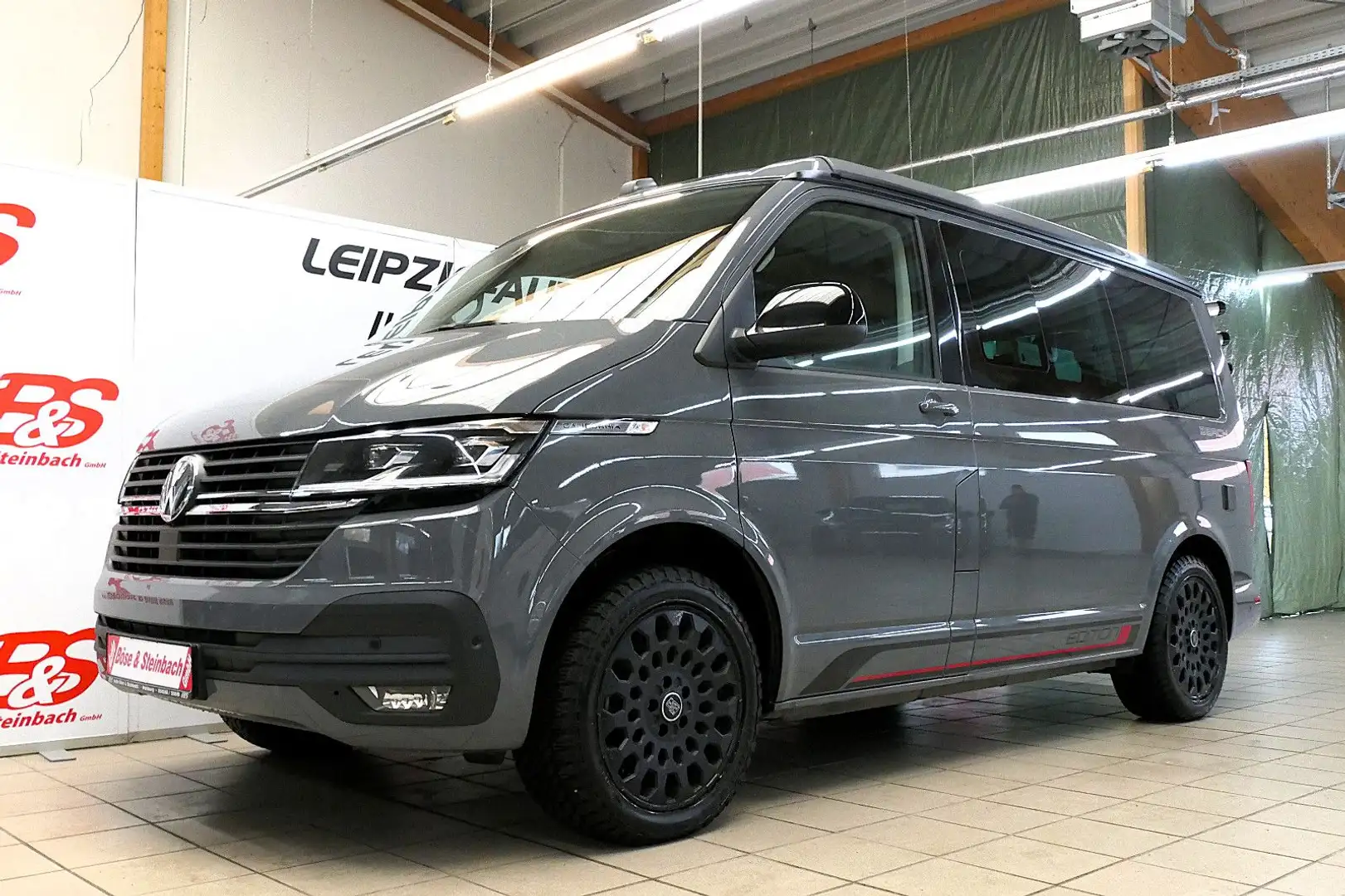 Volkswagen T6 California T6.1 California Beach Camper Edition*AUT*AHK* Grau - 1