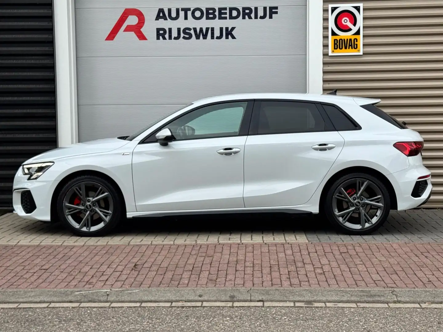 Audi A3 Sportback 30 TFSI S edition Matrix/Navi/LaneAssist Bianco - 2