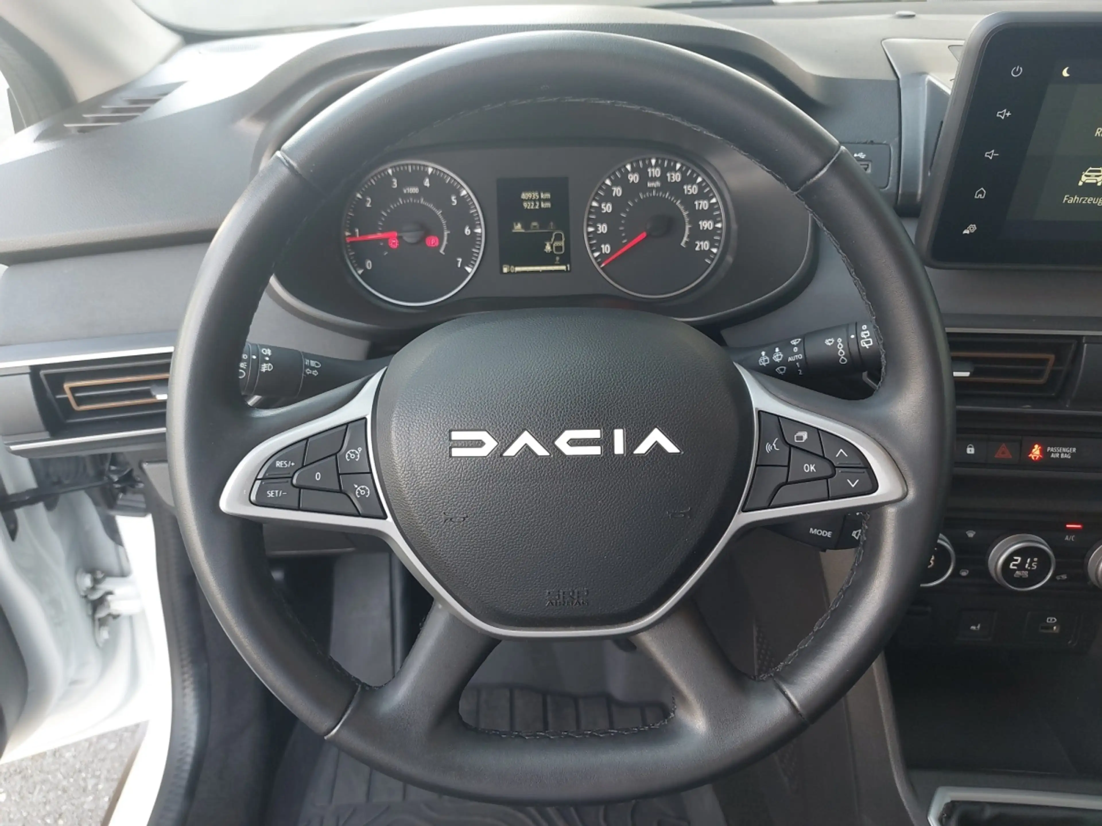 Dacia Jogger Extreme TCe 110 — photo 13