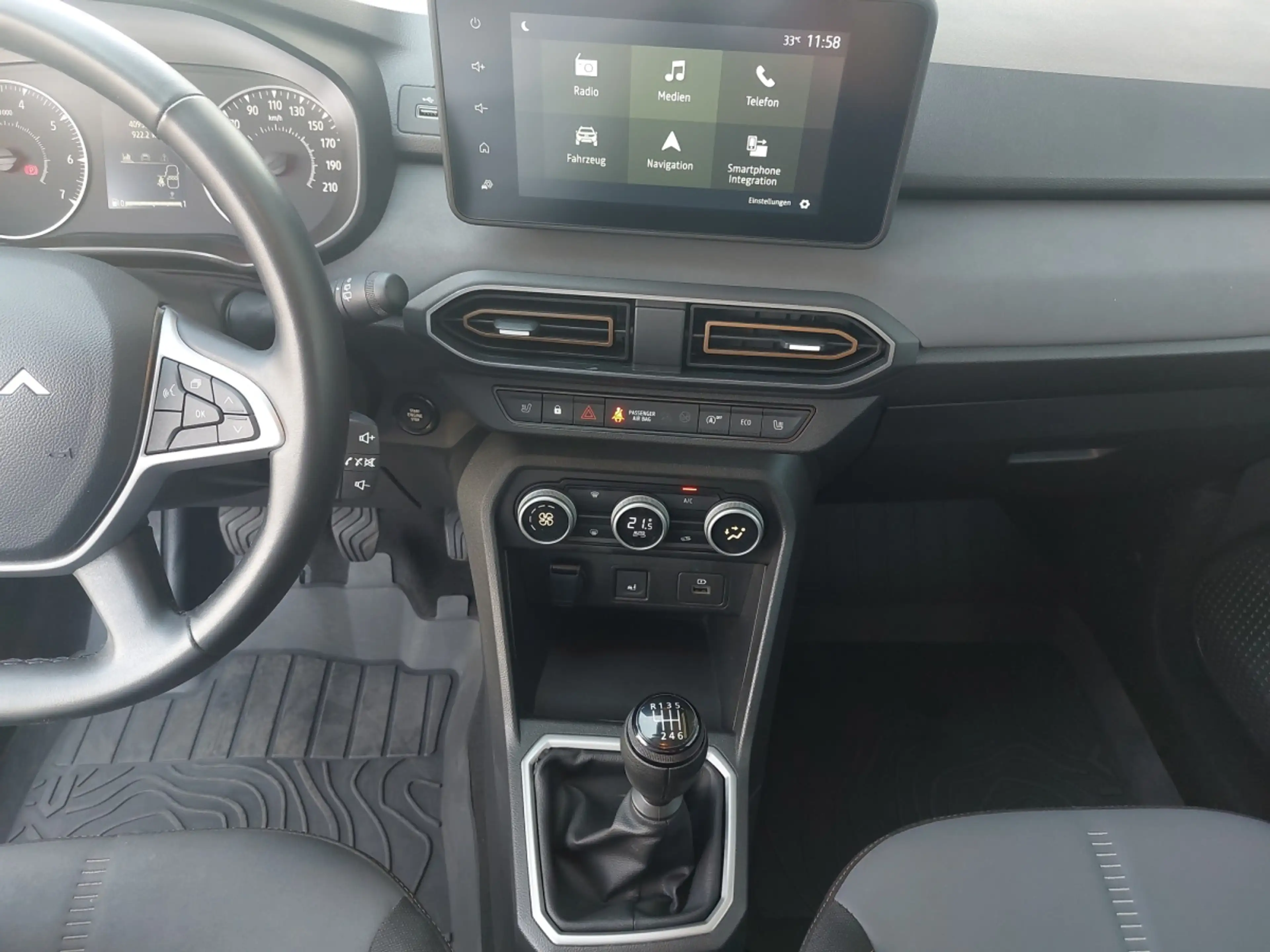 Dacia Jogger Extreme TCe 110 — photo 9