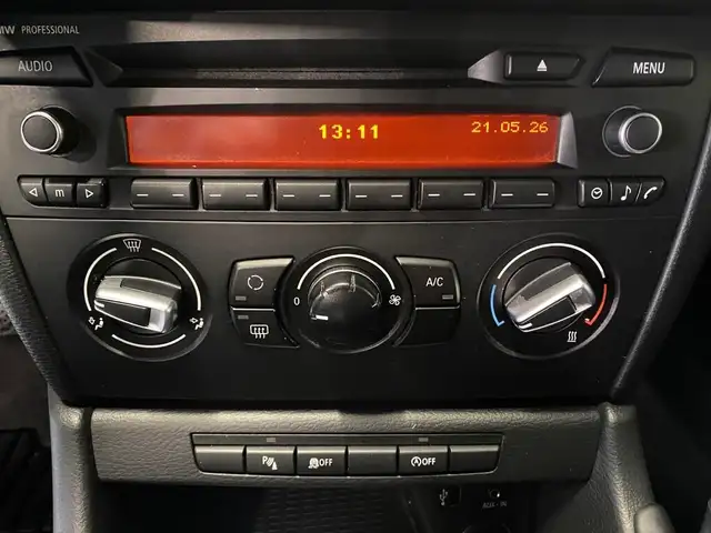 BMW X1 view 9