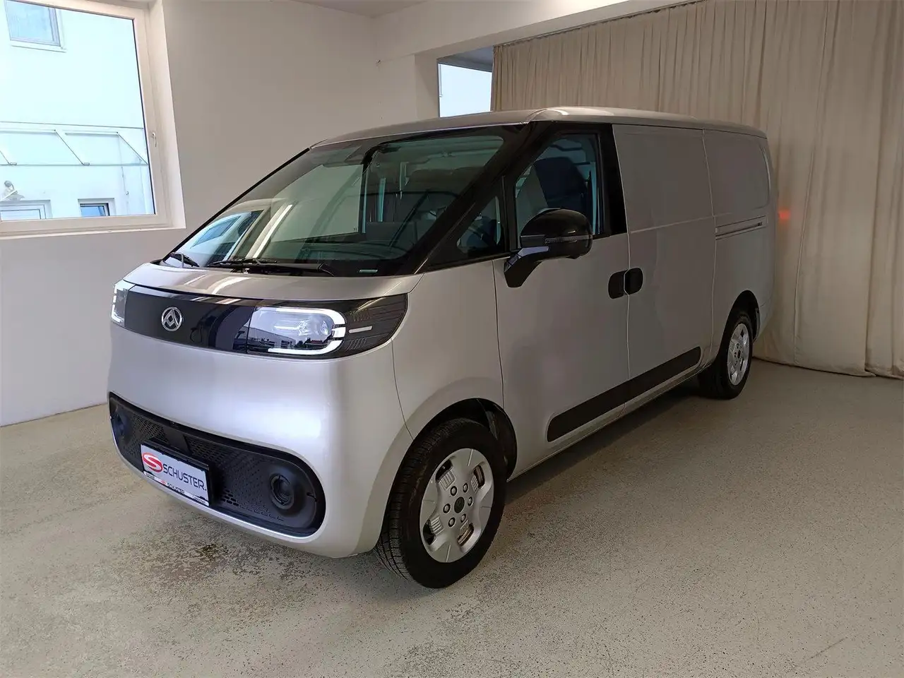 Maxus eDeliver 5 2024