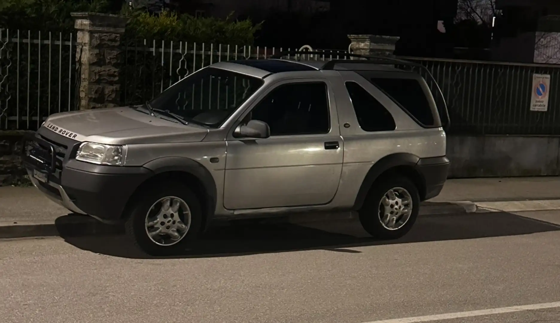 Land Rover Freelander SB 2.0 td4 SE - 1