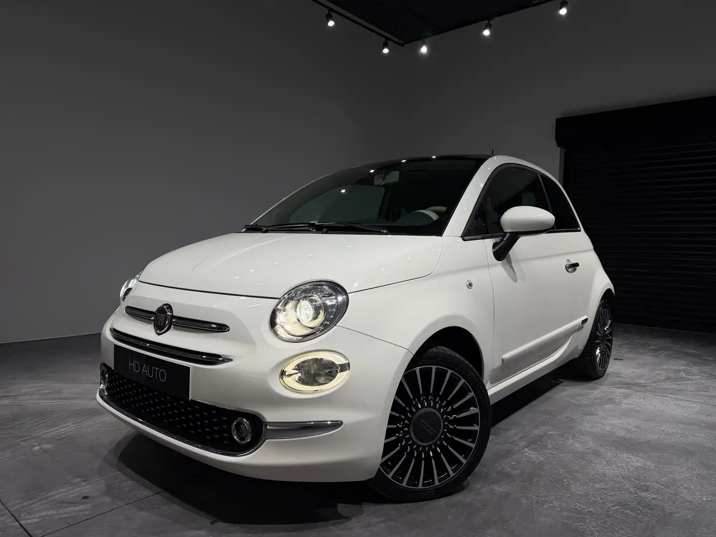 Fiat 500 1.2i ECO Lounge//BOITE AUTO//XENON//TOIT PANO/ Wit - 1
