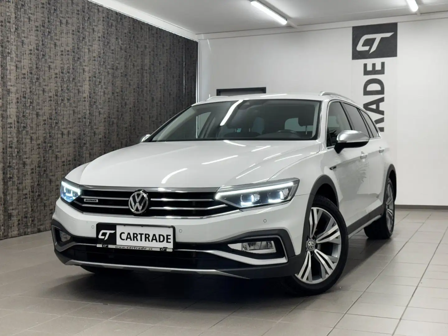 Volkswagen Passat Variant Passat Alltrack 4Motion 2.0 /TDI BMT/Start-Stopp Weiß - 1