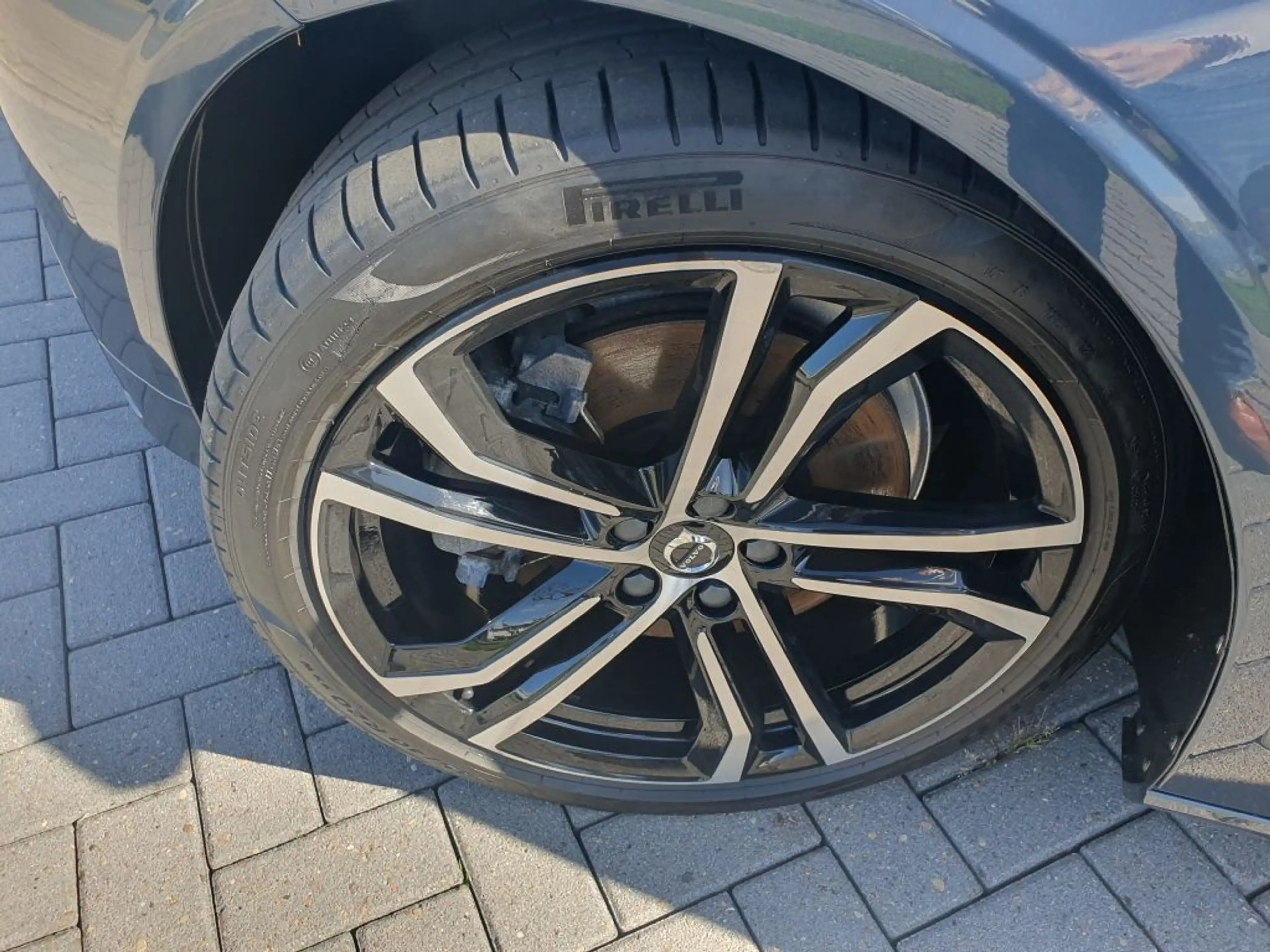 Volvo V90 T8 Recharge AWD Ultimate Dark — photo 15
