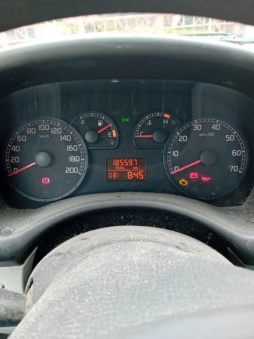 Fiat Punto benzina 16 valvole 80 cv Argento - 1