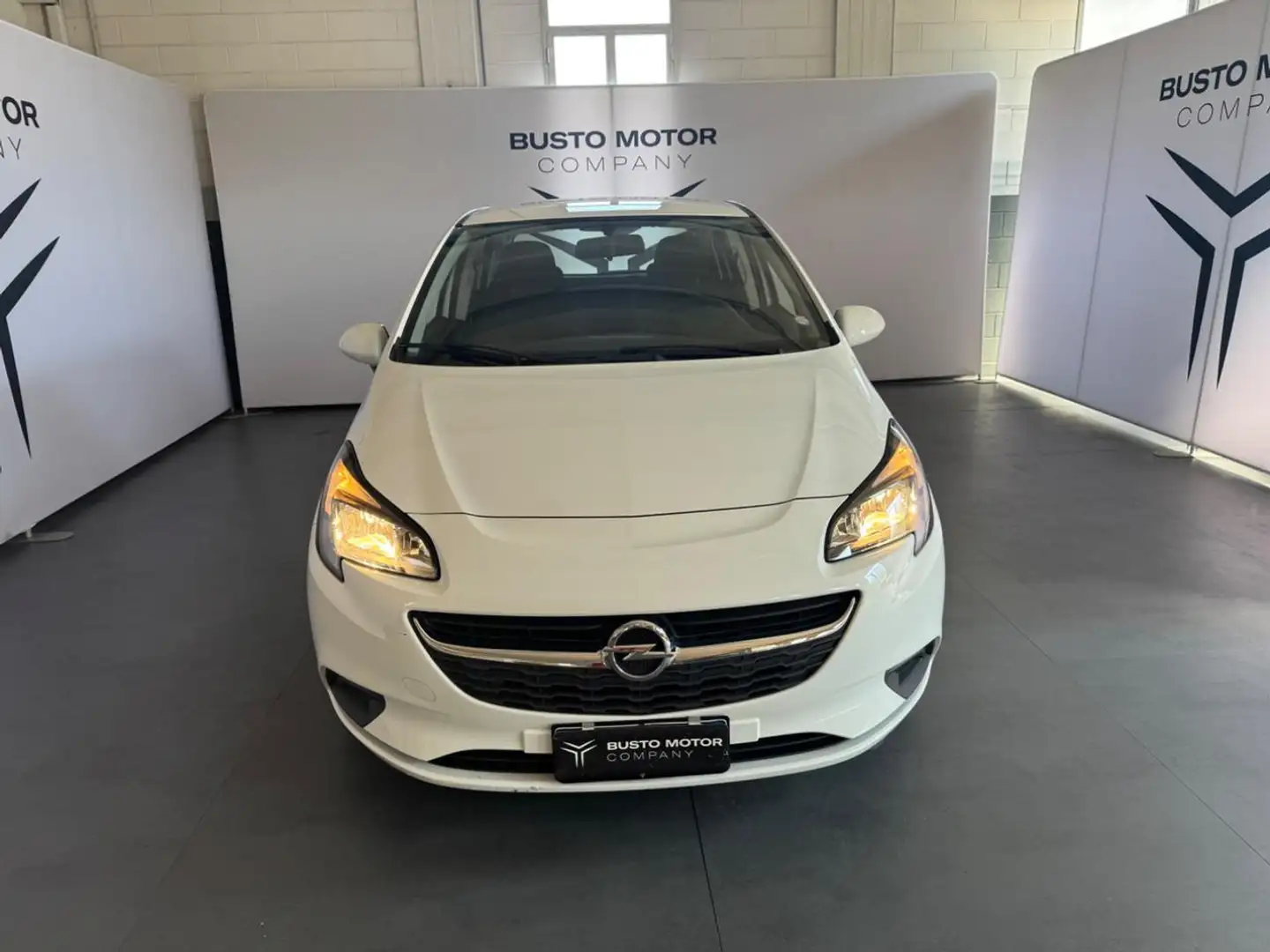 Opel Corsa 1.2 5 porte NEOPATENTATI Bianco - 2