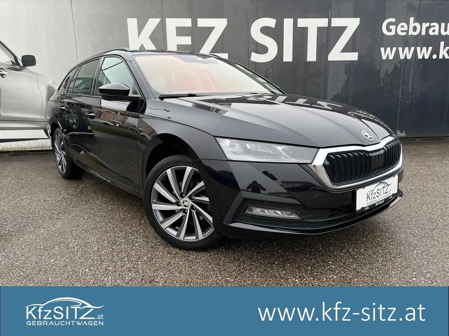 Skoda Octavia Combi 2,0 TDI DSG | NP: €44.000 Schwarz - 1