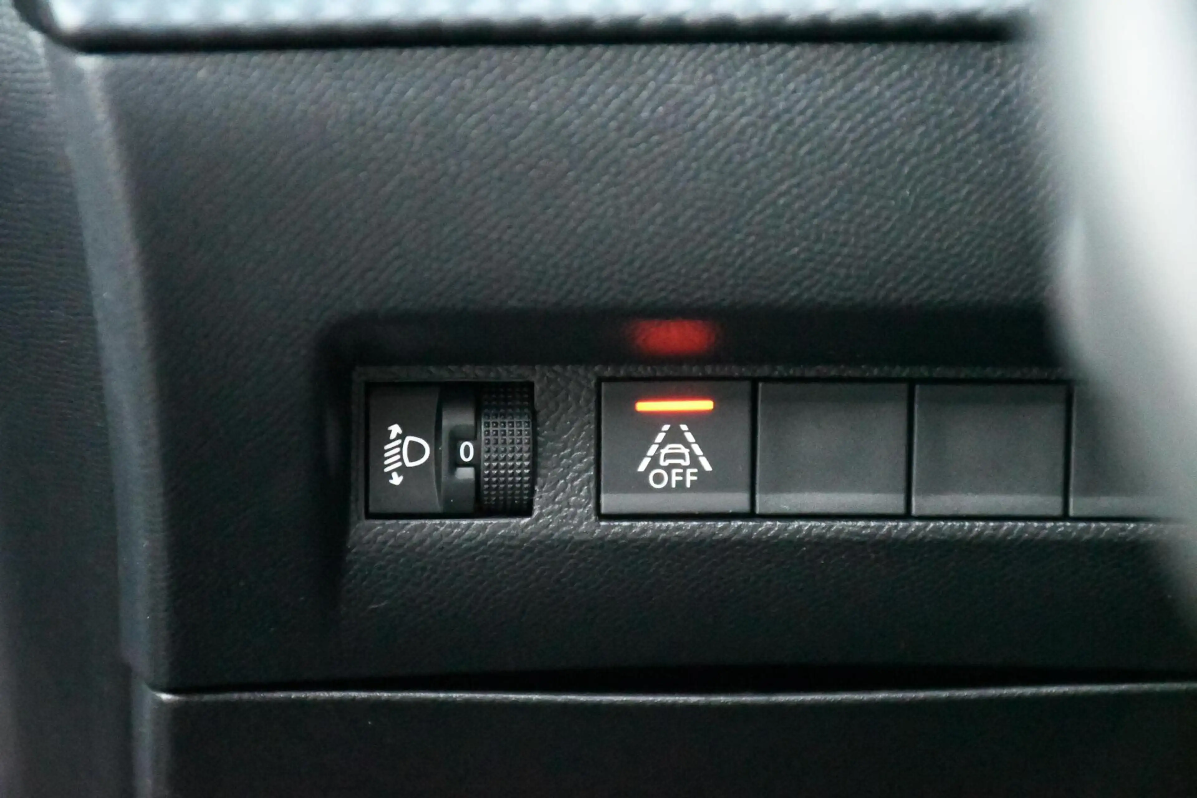 Peugeot e-208 EV Active Pack 50 kWh SOH 99% CarPlay — photo 29