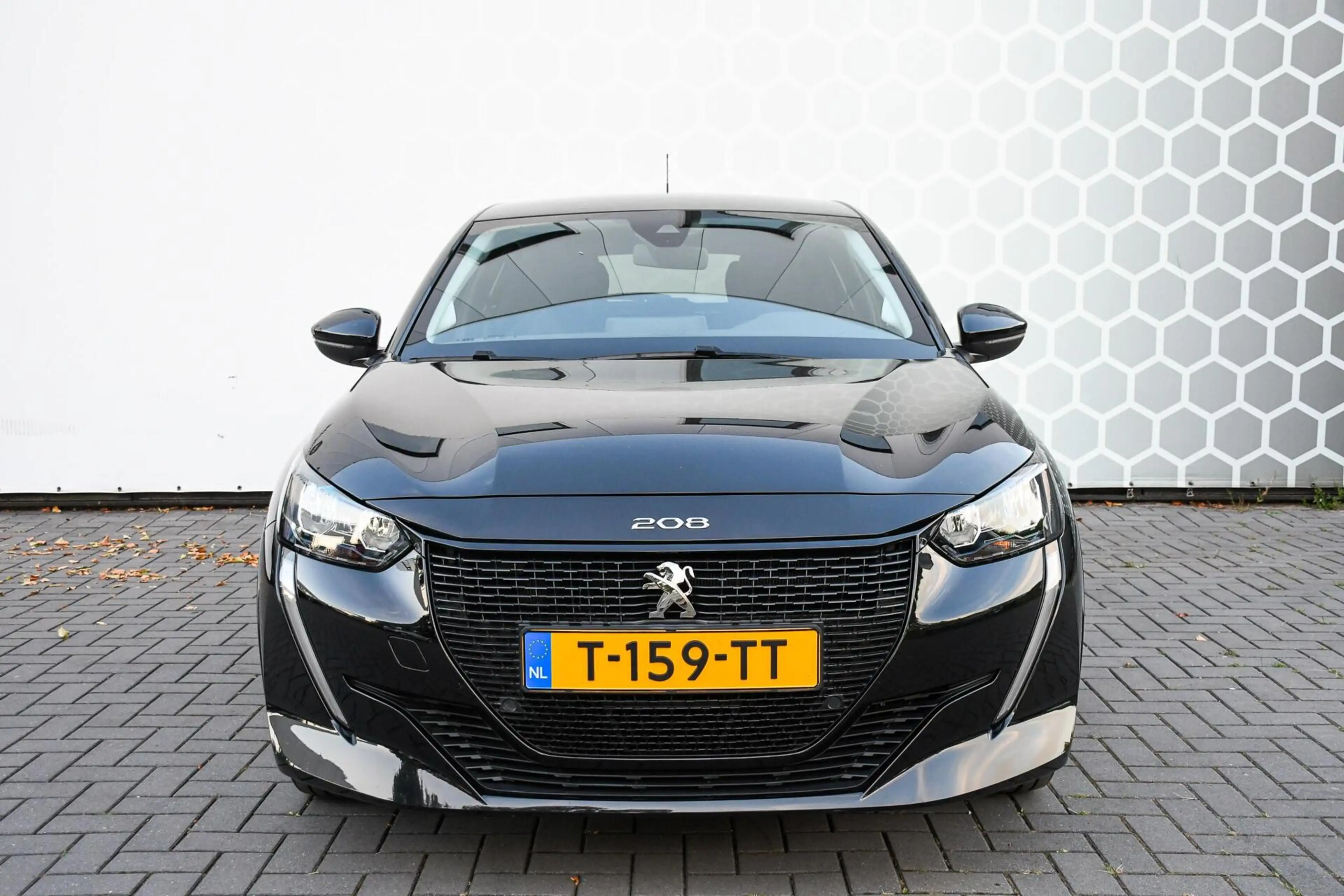 Peugeot e-208 EV Active Pack 50 kWh SOH 99% CarPlay — photo 2