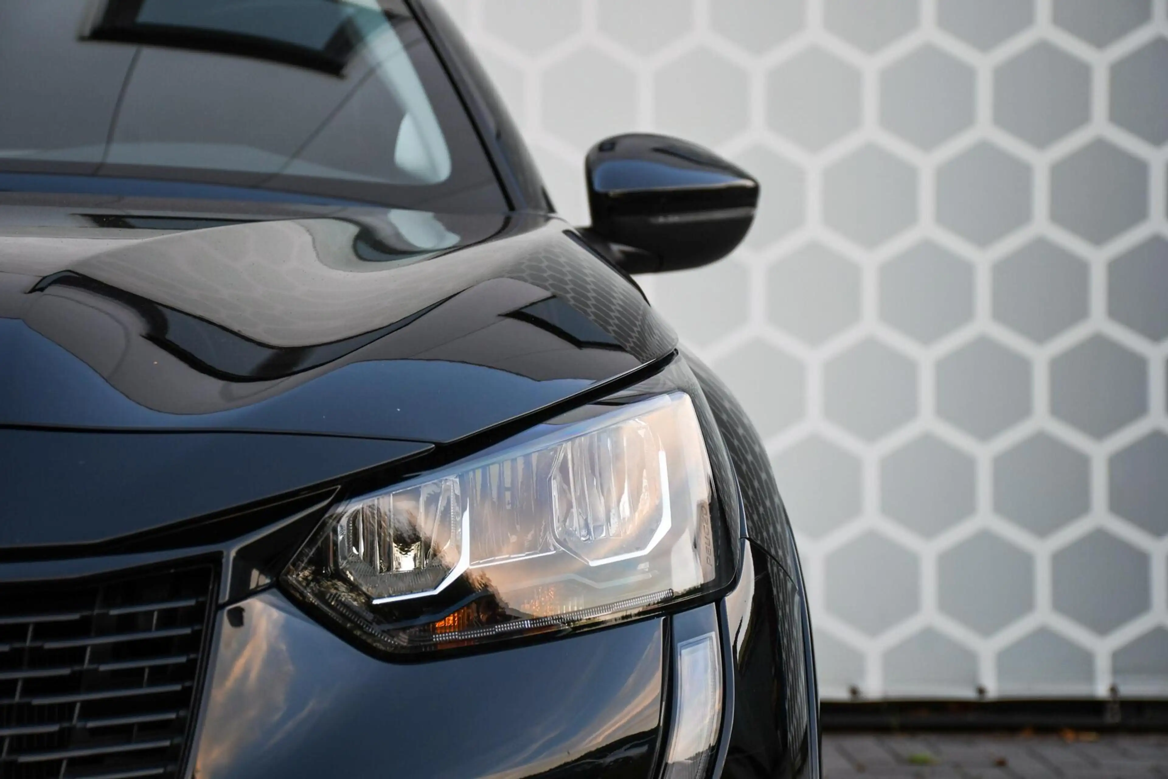 Peugeot e-208 EV Active Pack 50 kWh SOH 99% CarPlay — photo 38