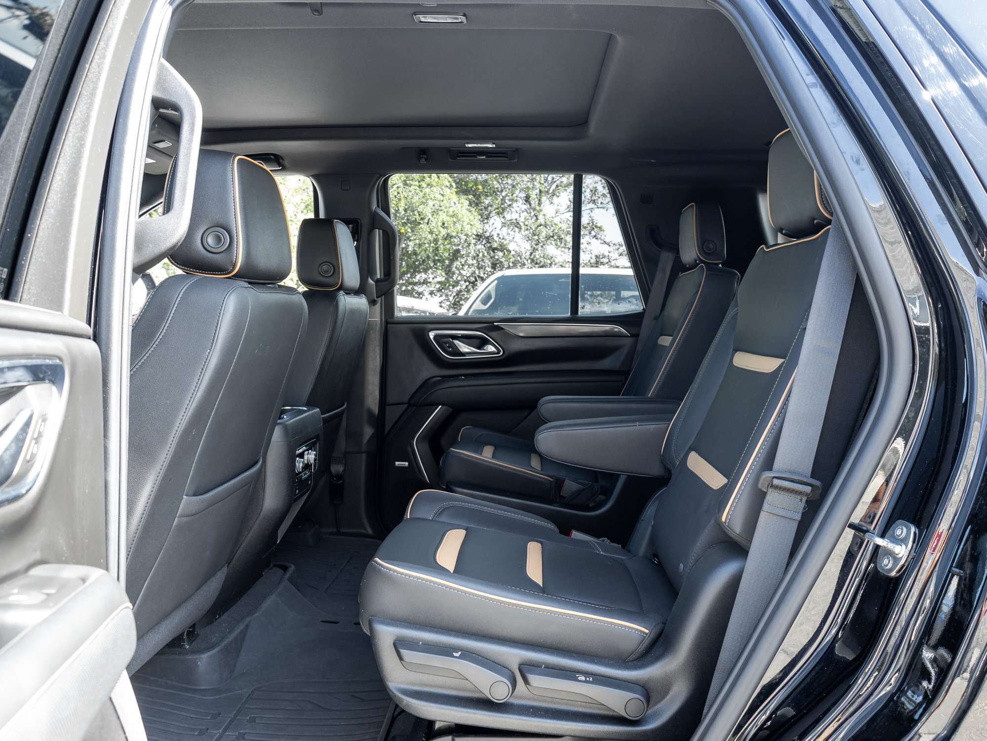 used 2023 GMC Yukon car, priced at $78,995