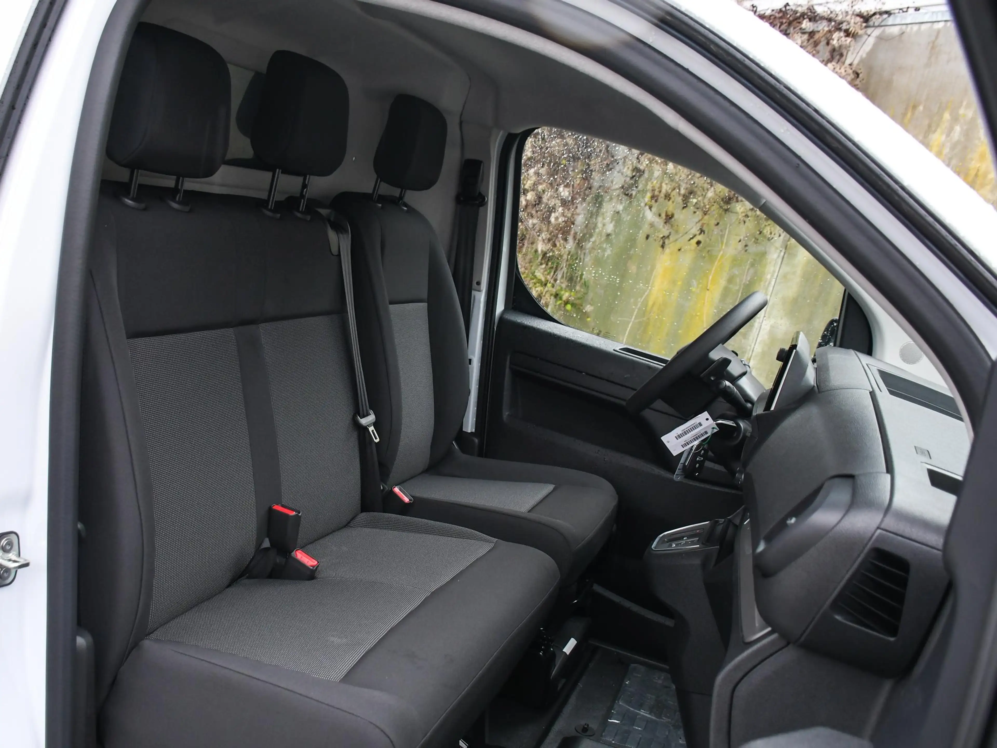 Peugeot e-Expert EV L2H1 75 kWh 136pk Automaat CRUISE.C | DODE HOEK — photo 8