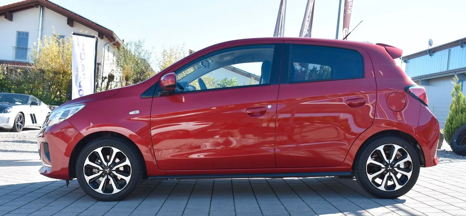 Mitsubishi Space Star Select+ 1. Hand / Automatik Rouge - 1