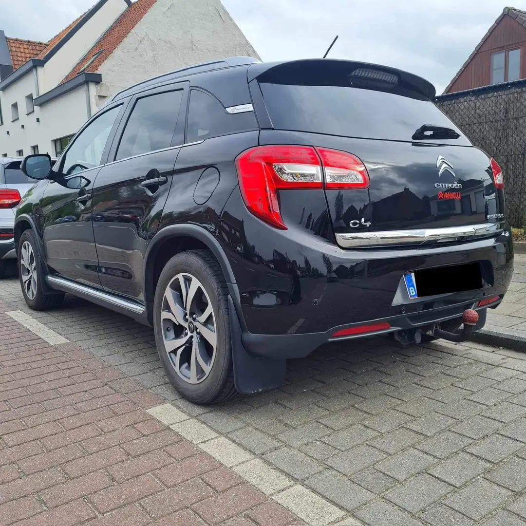 Citroen C4 Aircross 1.6 HDi 2WD Exclusive Fekete - 2