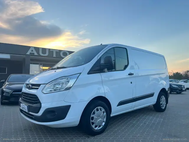 Ford Transit Custom TRANSIT CUSTOM 2.0 TDCi 130 CV FURGONE 3 POSTI