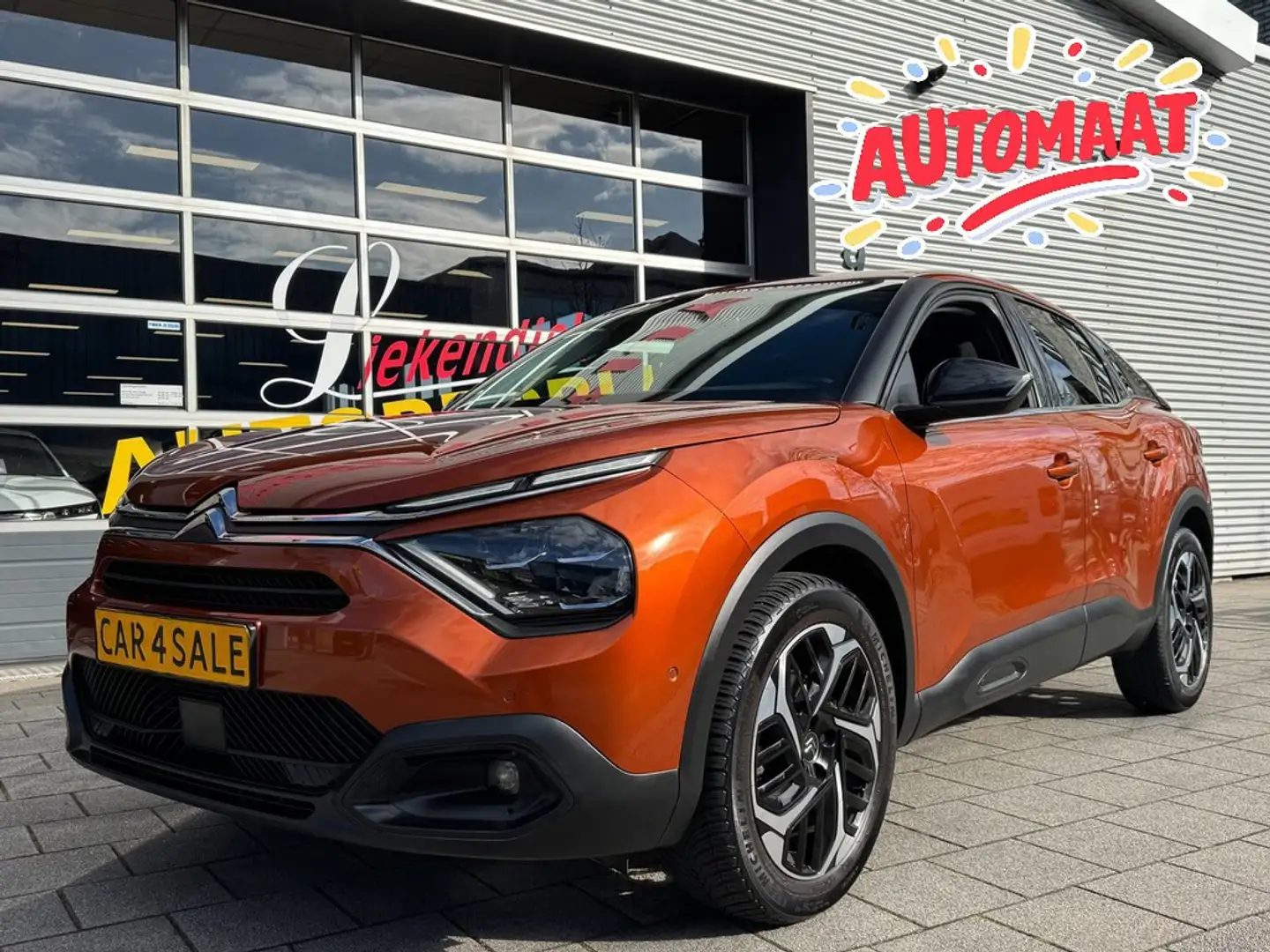 Citroen C4 1.2 PureTech Shine Pack - AUTOMAAT I Navigatie / A Naranja - 1