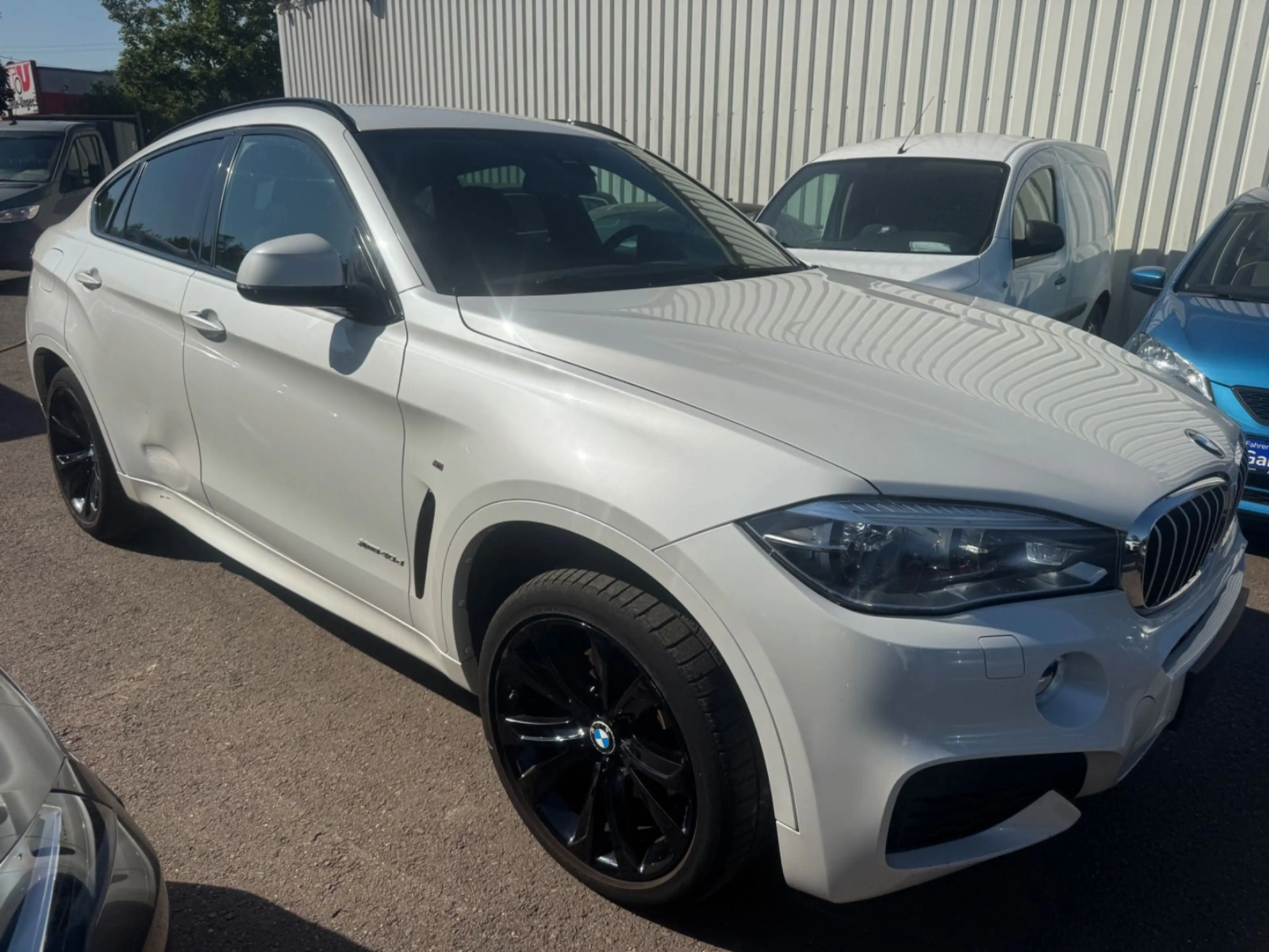 BMW X6 xDrive 40 d M Paket HUD+LED+NAVI+Keyless — photo 2