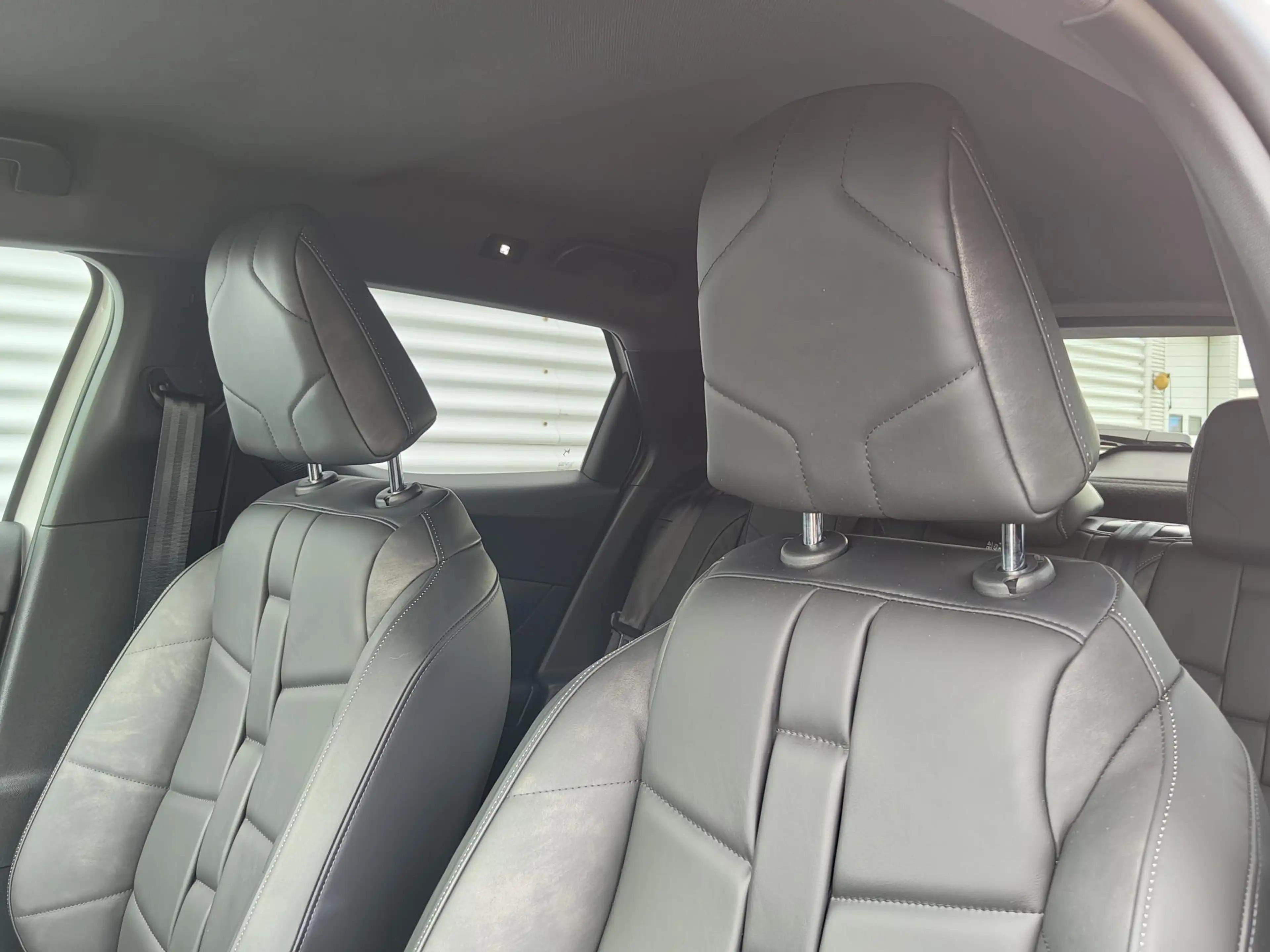 DS Automobiles DS 3 Crossback Grand Chic Opera 3-fasen 50kWh 136pk | DS MATRIX L — photo 12