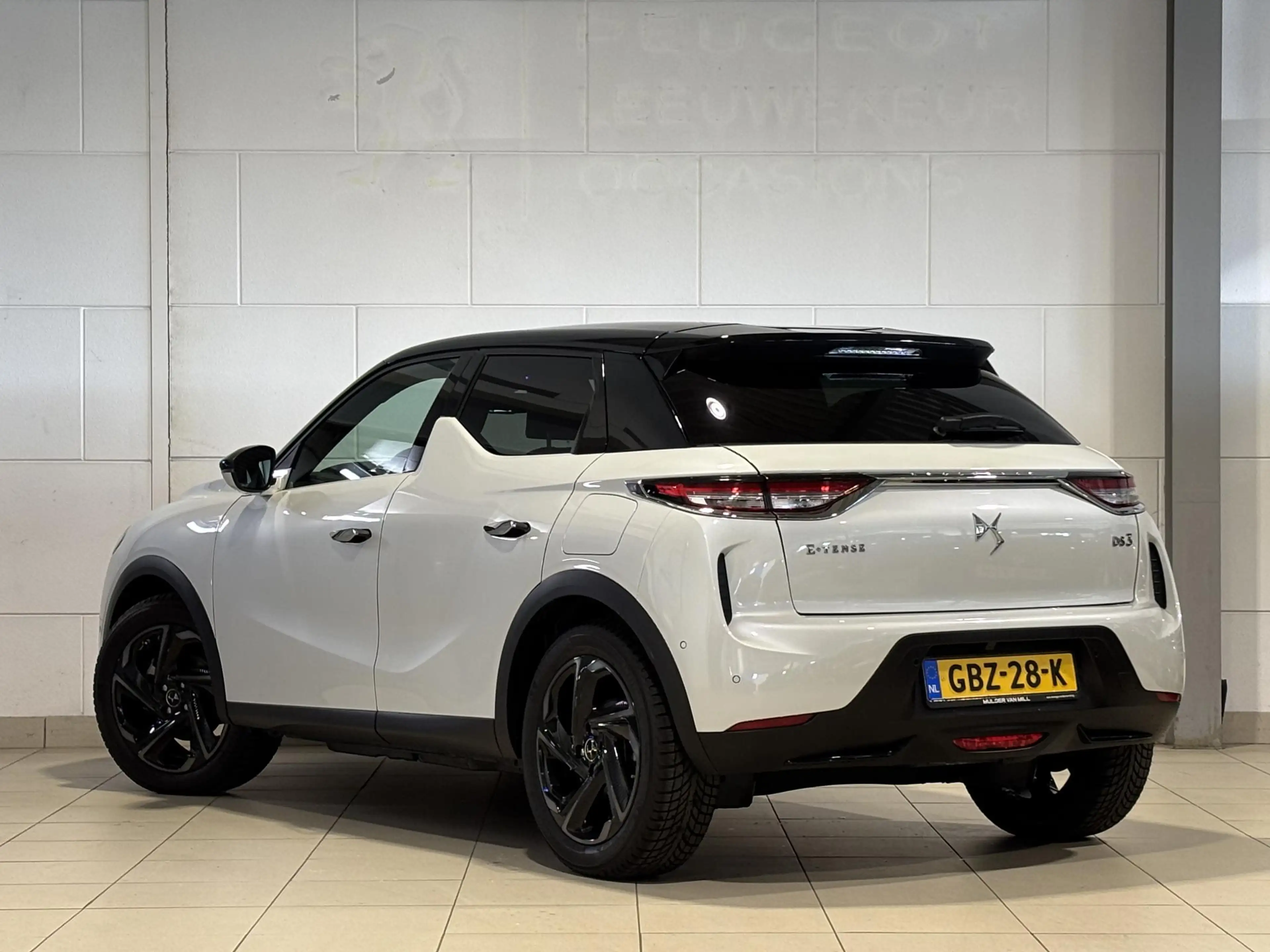 DS Automobiles DS 3 Crossback Grand Chic Opera 3-fasen 50kWh 136pk | DS MATRIX L — photo 7