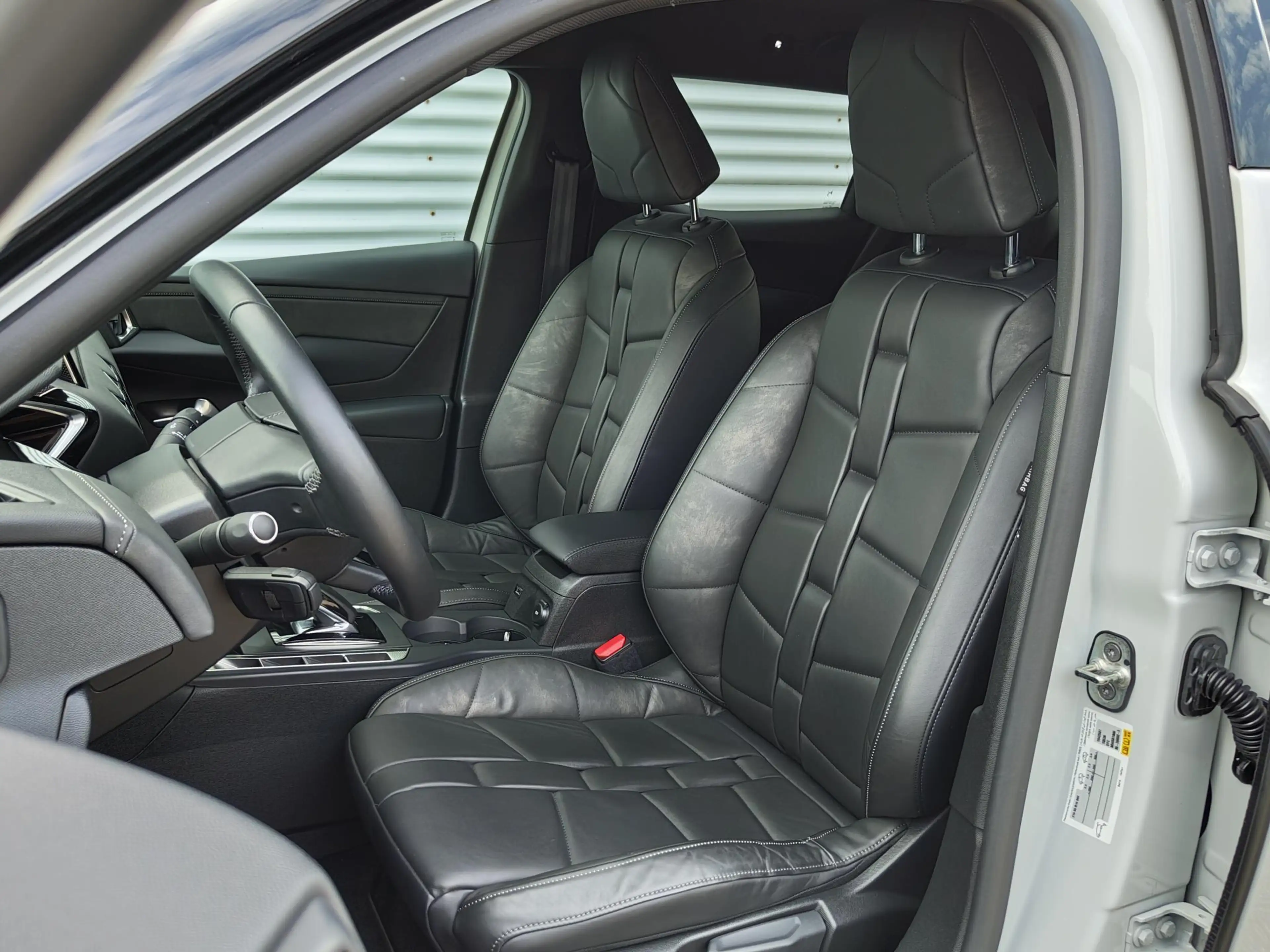 DS Automobiles DS 3 Crossback Grand Chic Opera 3-fasen 50kWh 136pk | DS MATRIX L — photo 10