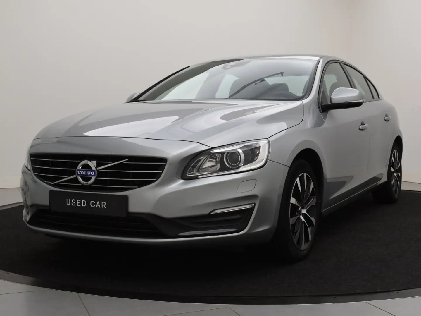 Volvo S60 T3 POLAR+ DYNAMIC LEDER NAVI XENON BLUETOOTH PARK Gri - 2