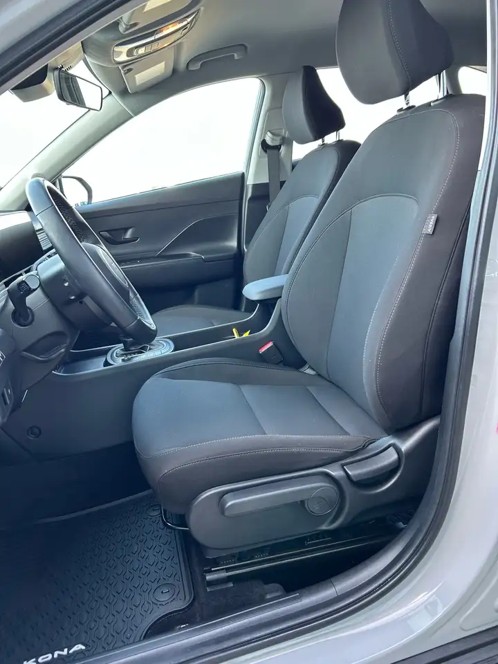 Hyundai KONA снимка Hyundai KONA