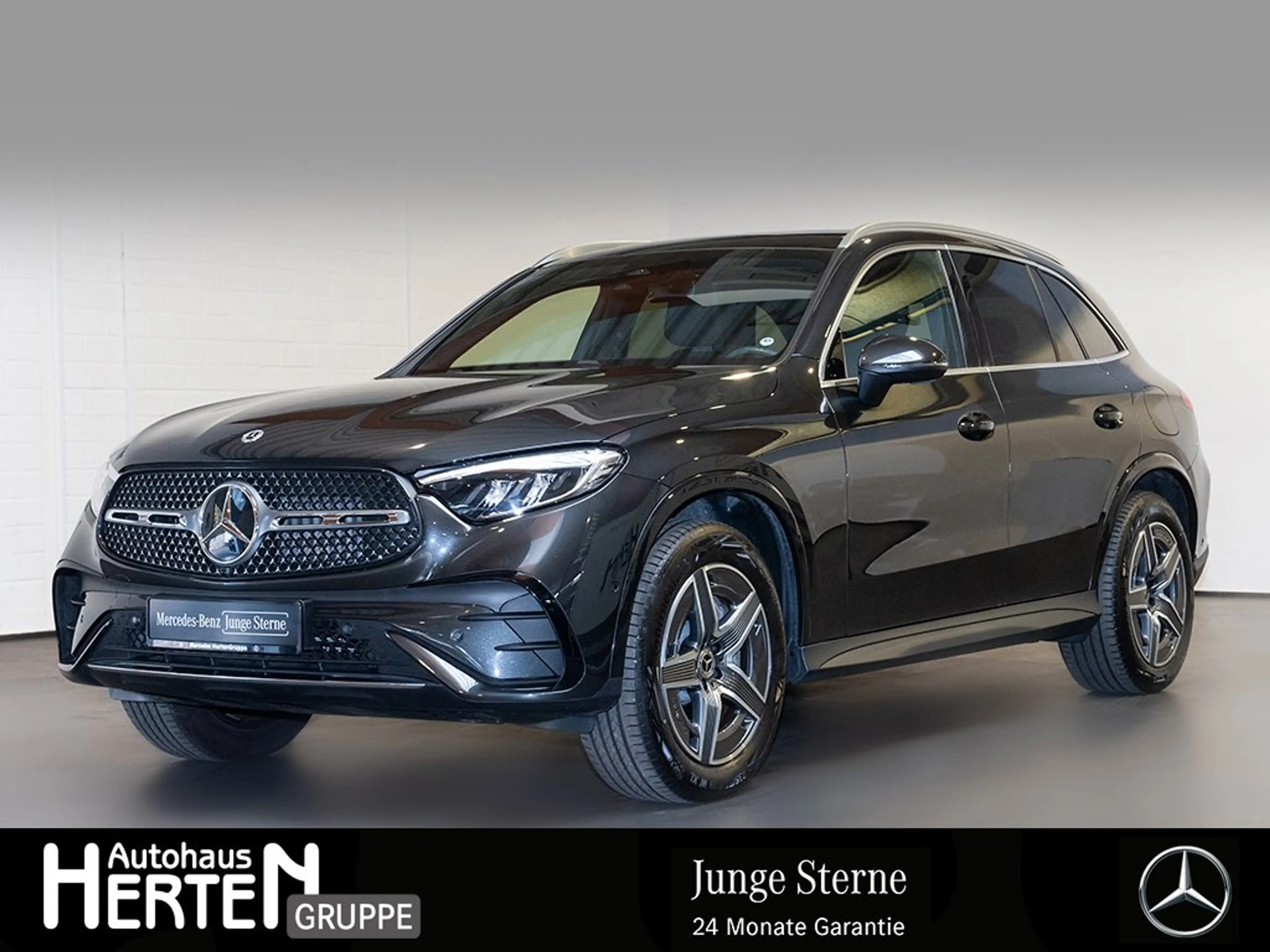 Mercedes-Benz GLC 400 e 4M+AMG+PANO+AHK+19"ZOLL+KEYLESS+AMBI