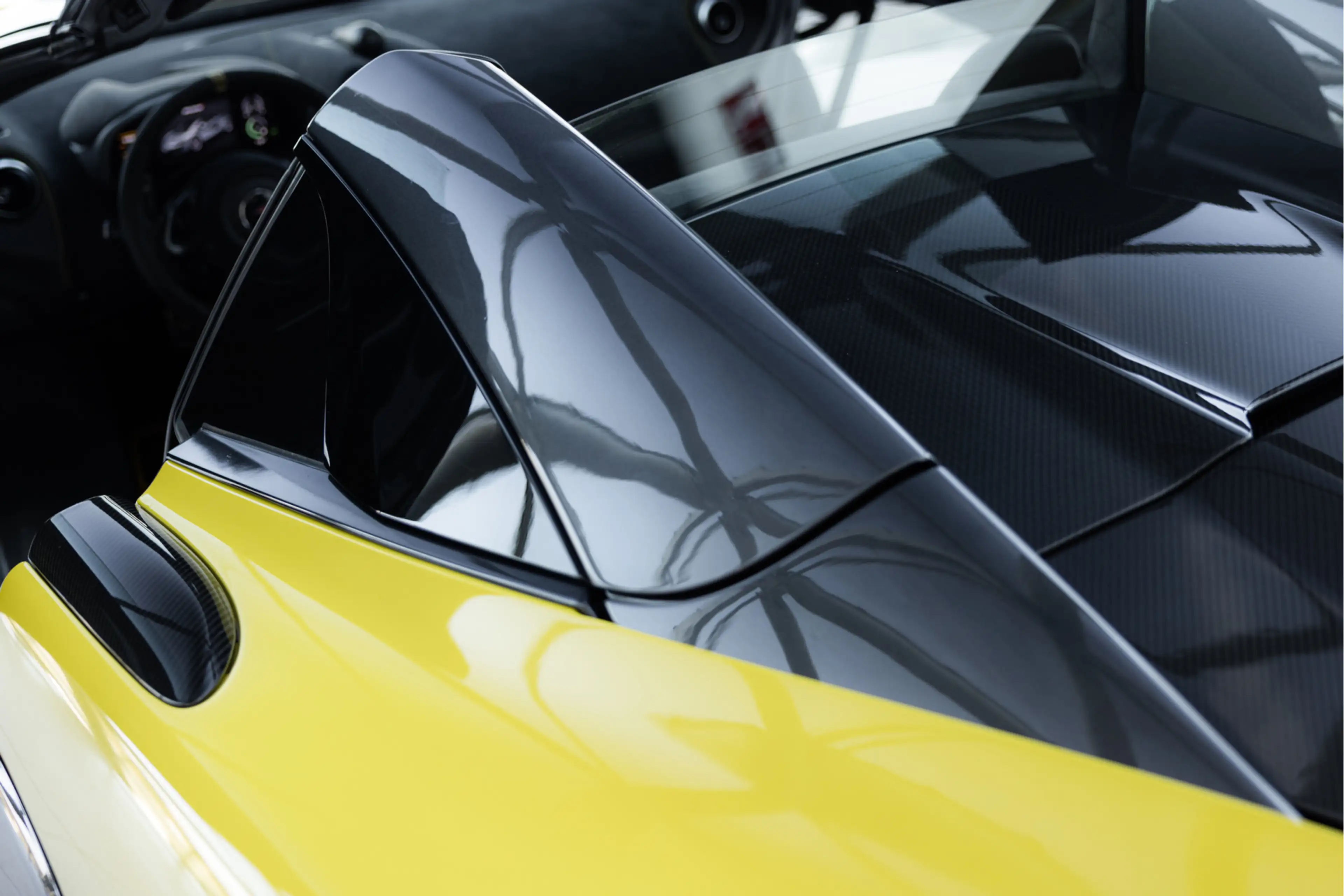 McLaren 570S Spider 3.8 V8 | Carbon Ext | Bucketseats | — photo 10