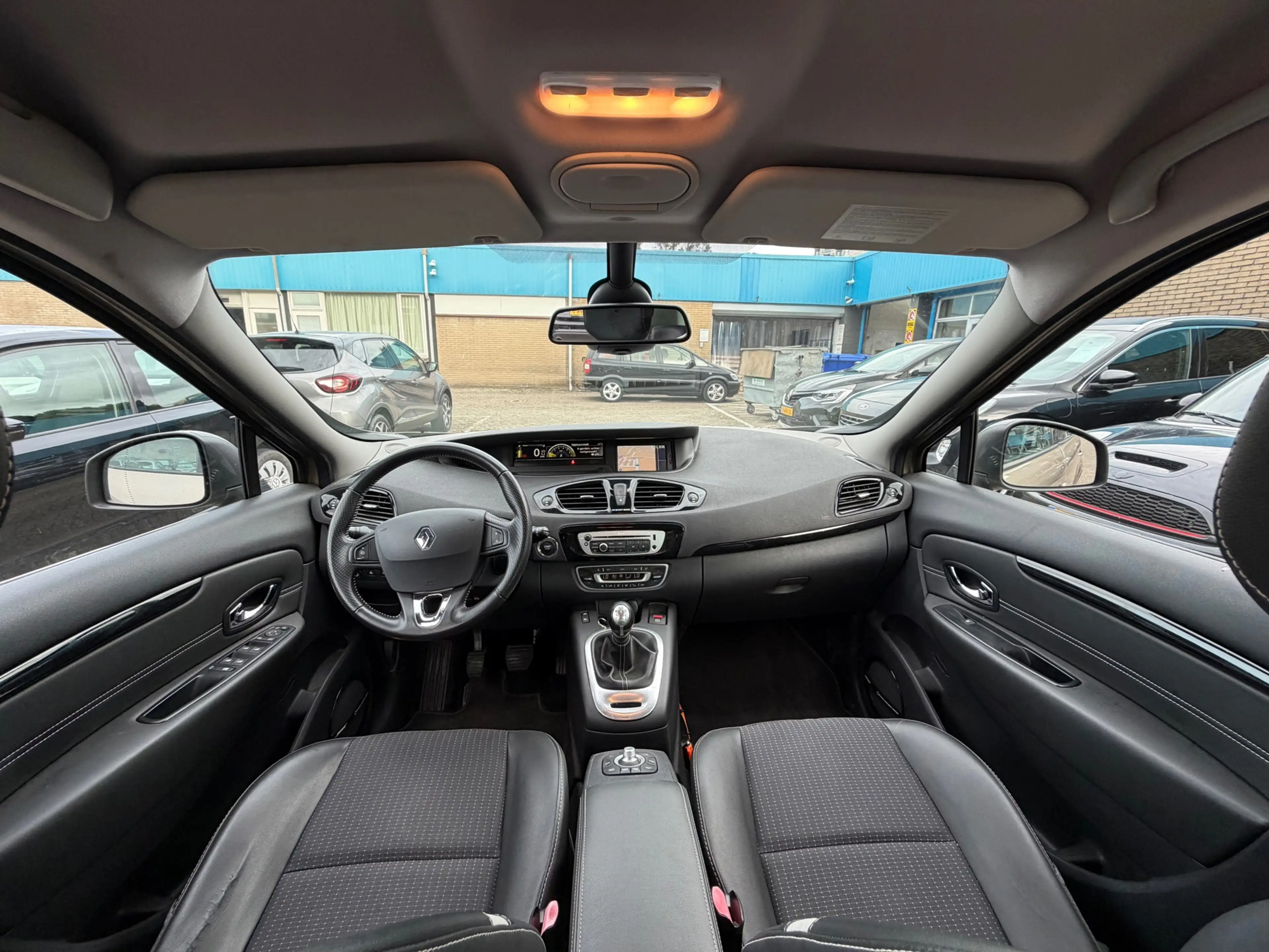 Renault Scenic 1.2 TCe Bose|Gereviseerde motor|Camera|Trekhaak|Cr — photo 6