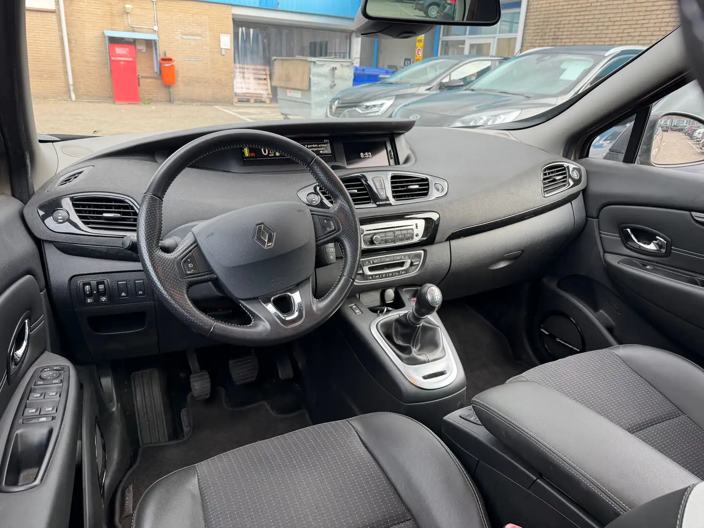 Renault Scenic 1.2 TCe Bose|Gereviseerde motor|Camera|Trekhaak|Cr Bruin - 2