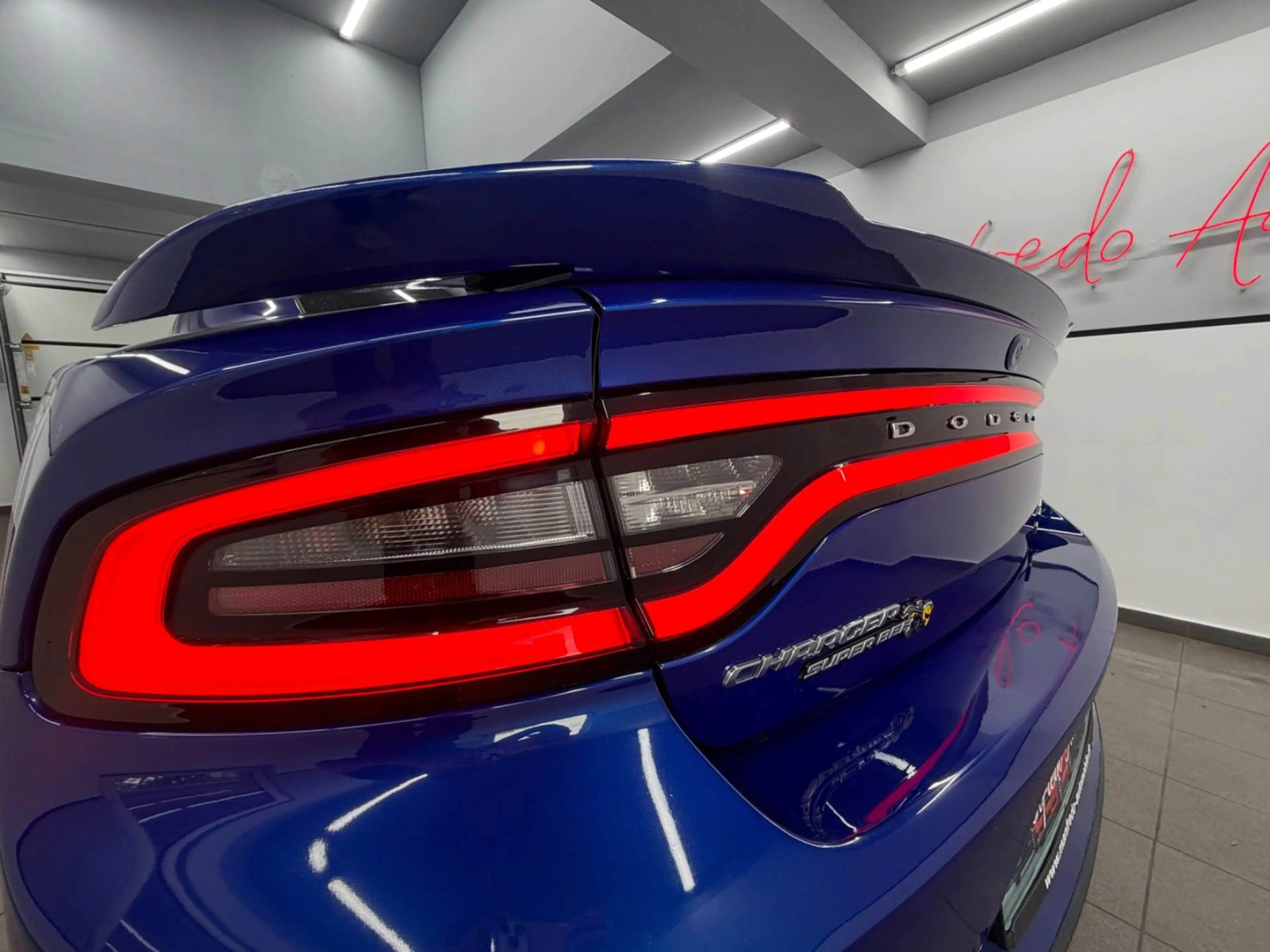 Dodge Charger 5.7 V8 R/T HEMI*Indigo Blue*Super Track* — photo 8
