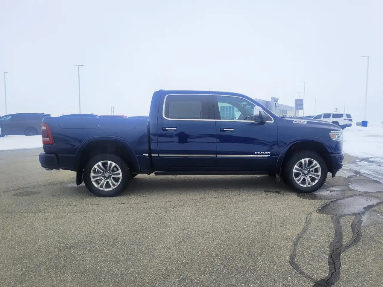 RAM 1500 снимка RAM 1500