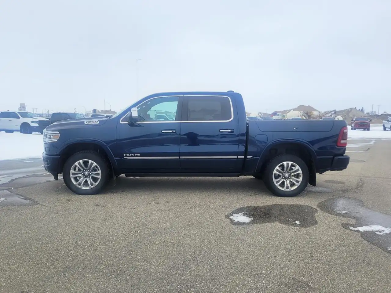 RAM 1500 снимка RAM 1500