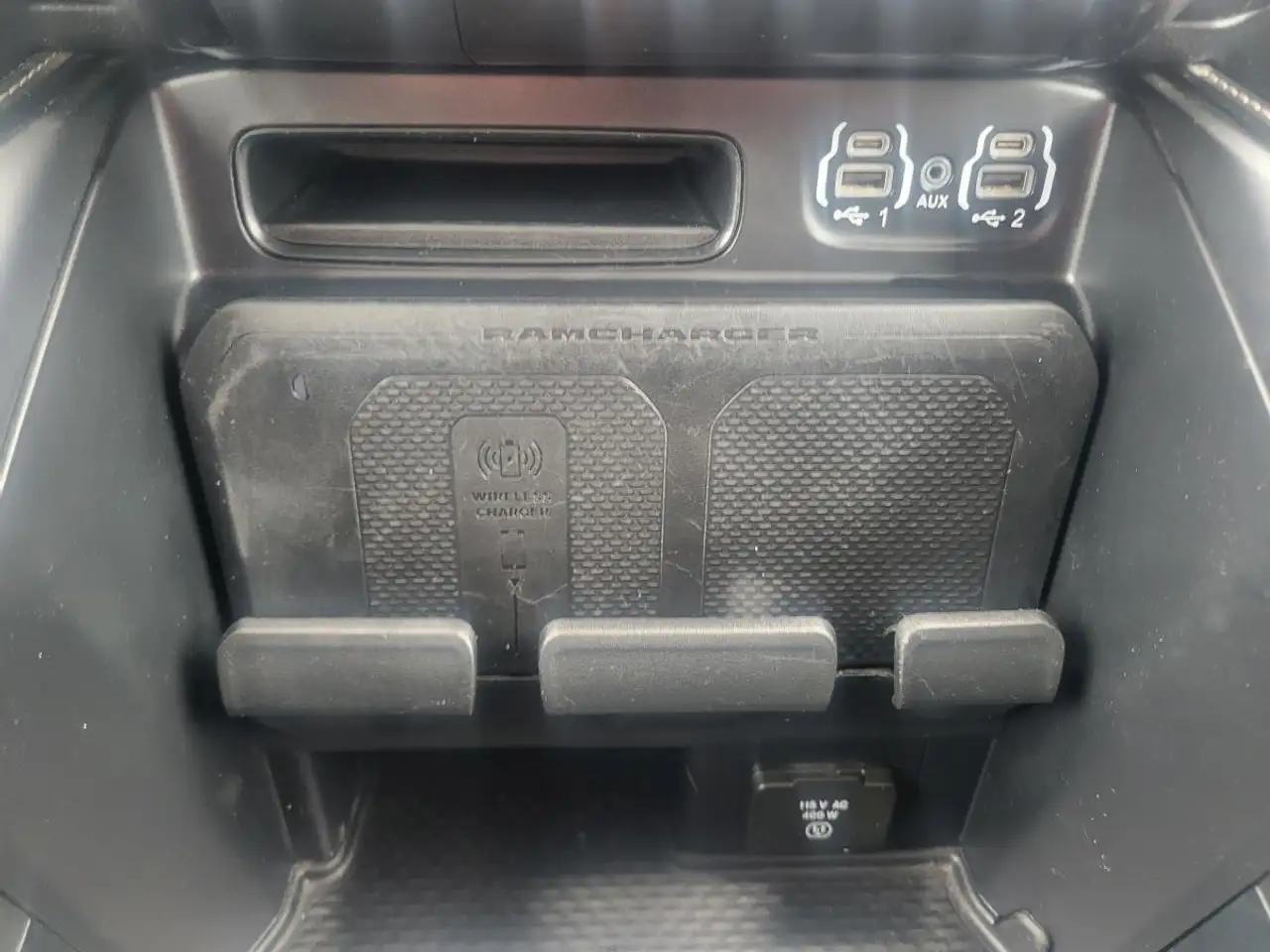 RAM 1500 снимка RAM 1500