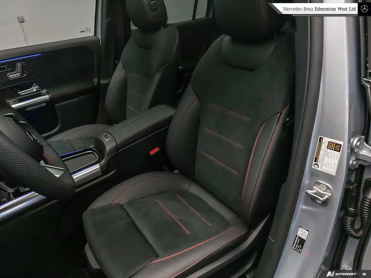 Mercedes-Benz GLA снимка Mercedes-Benz GLA