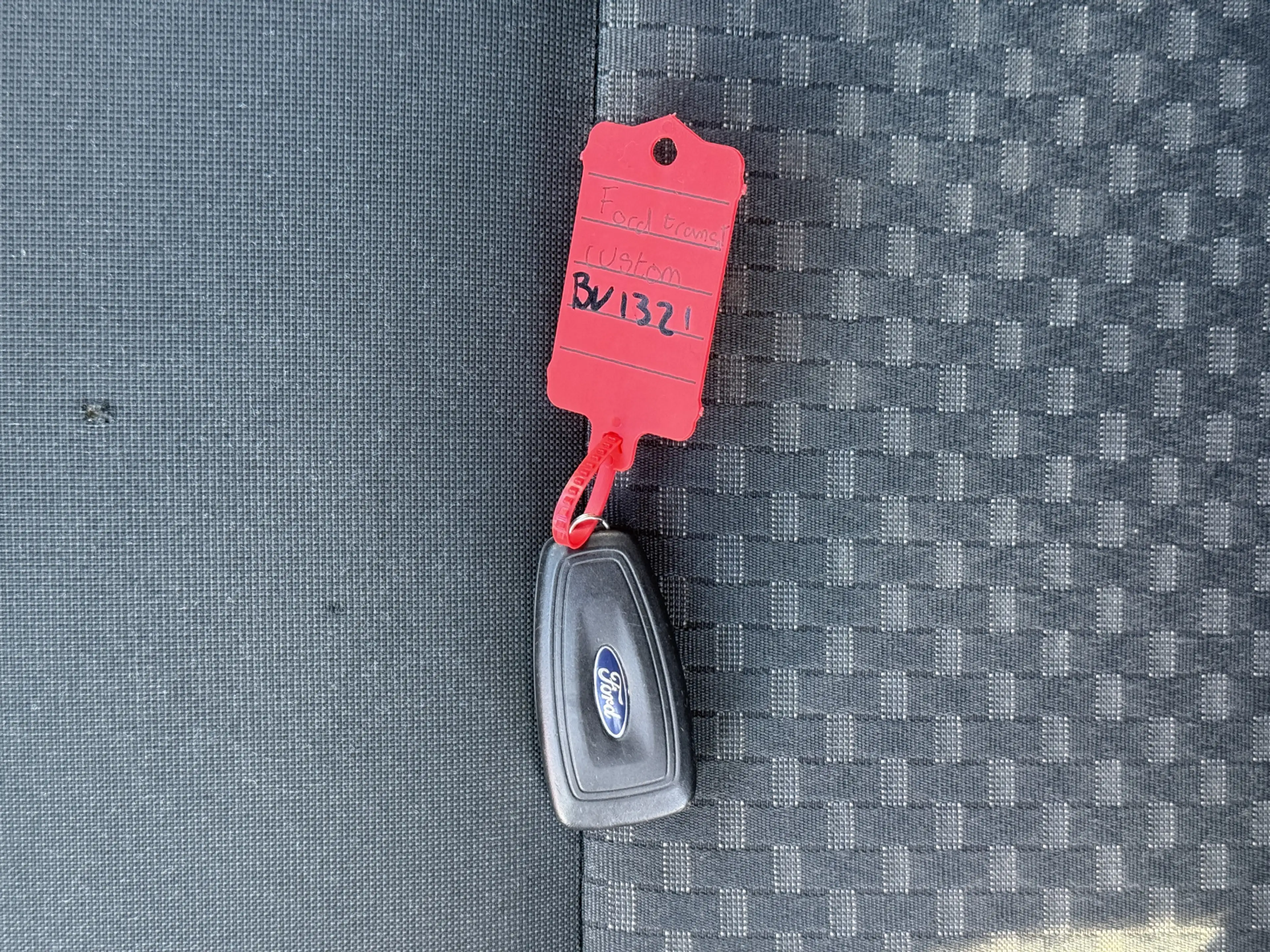 Ford Transit Custom 280 2.0 TDCI 130PK Automaat Cruise Control Airco P — photo 35