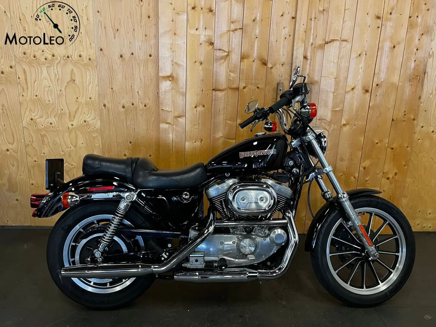 Harley-Davidson Sportster 1200 CUSTOM Zwart - 1
