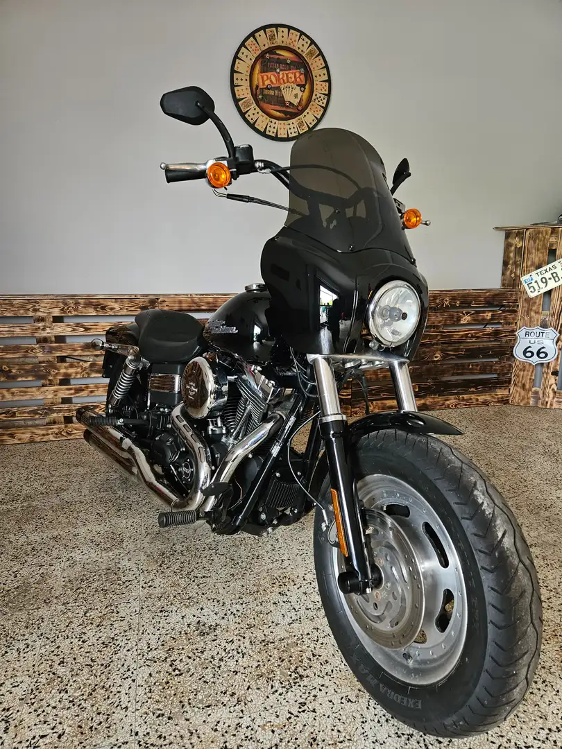 Harley-Davidson Dyna Fat Bob Noir - 1