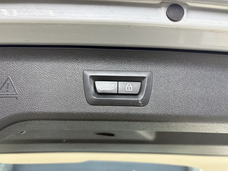 BMW 530 d xDrive Touring Aut. — photo 11
