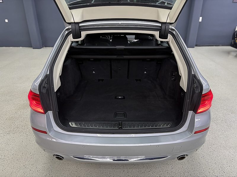BMW 530 d xDrive Touring Aut. — photo 10