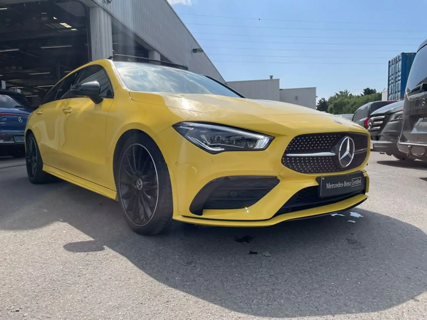 Mercedes-Benz CLA 180 180 SB AMG Pack Night Pano - 2